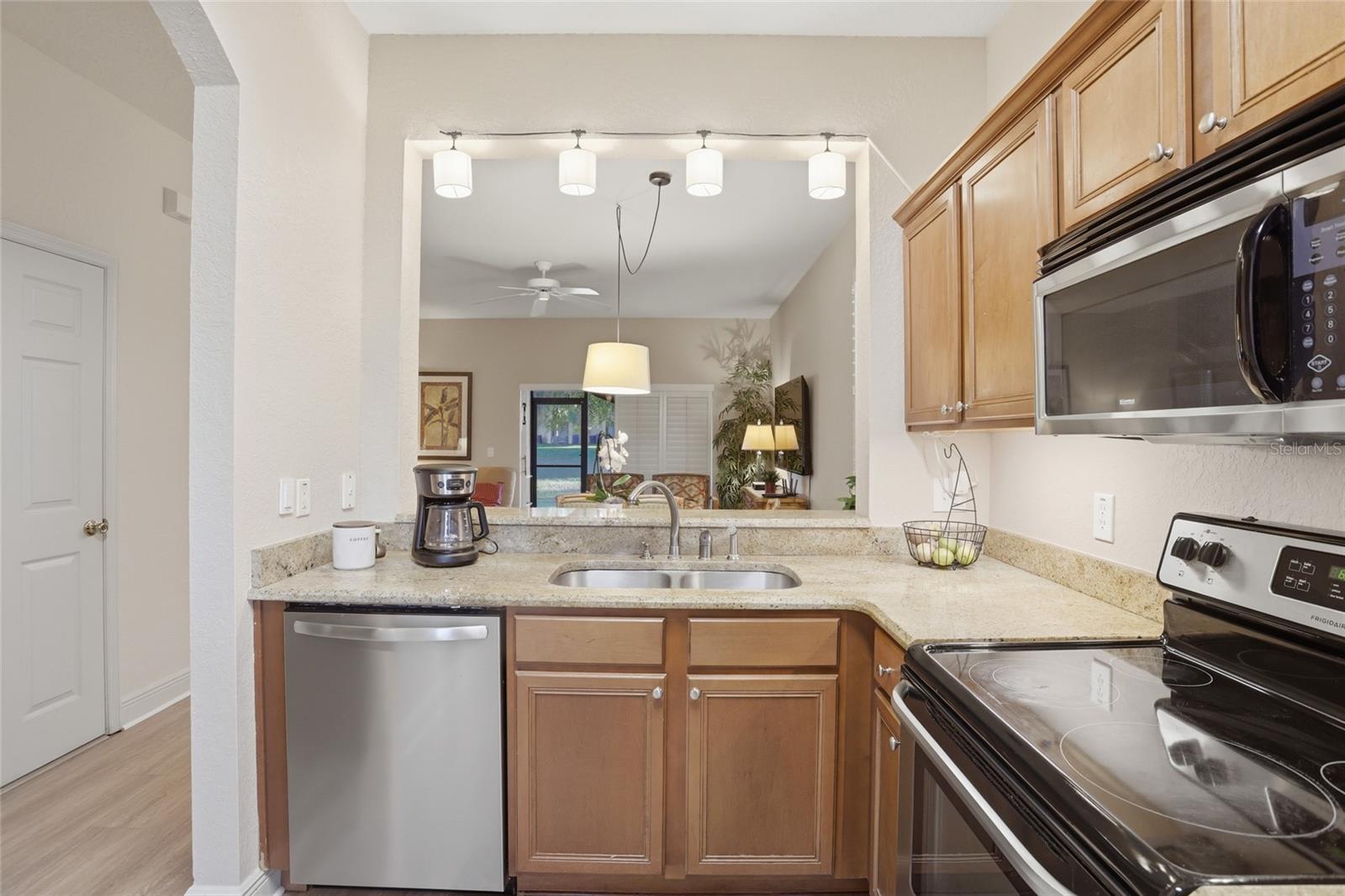 VILLA AT REGAL PALMS CONDO - Residential