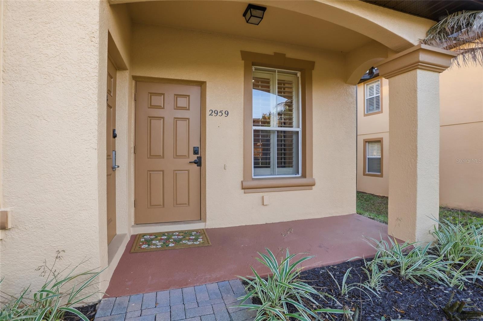 VILLA AT REGAL PALMS CONDO - Residential