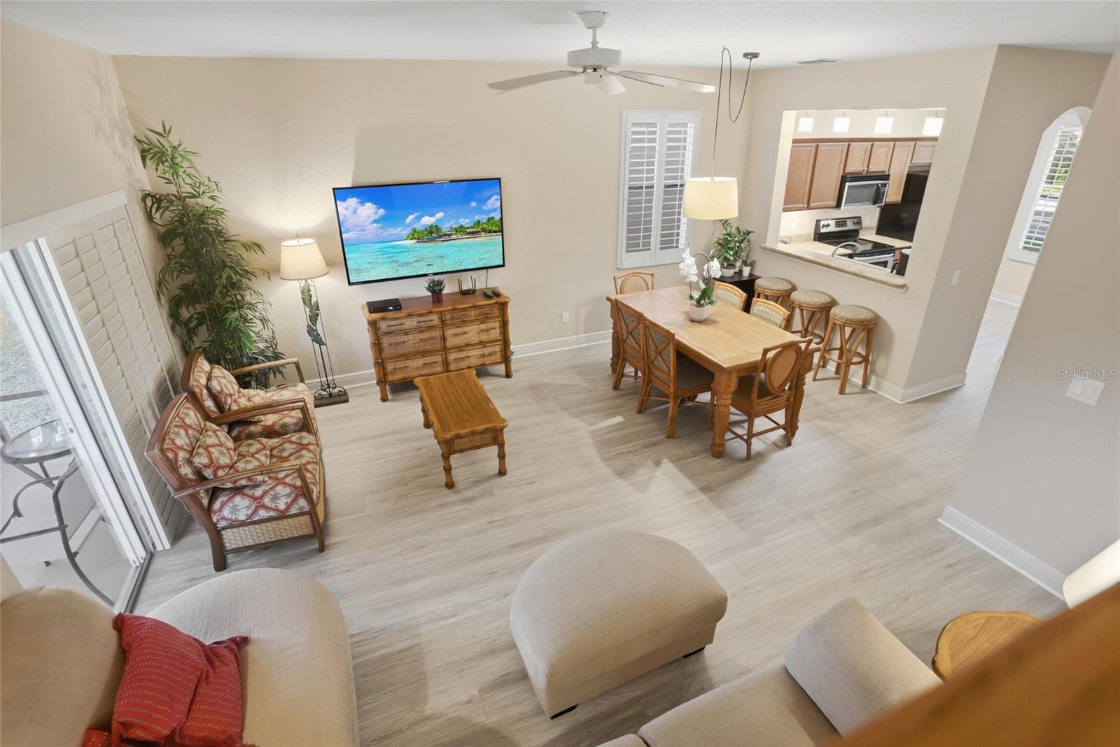 VILLA AT REGAL PALMS CONDO - Residential