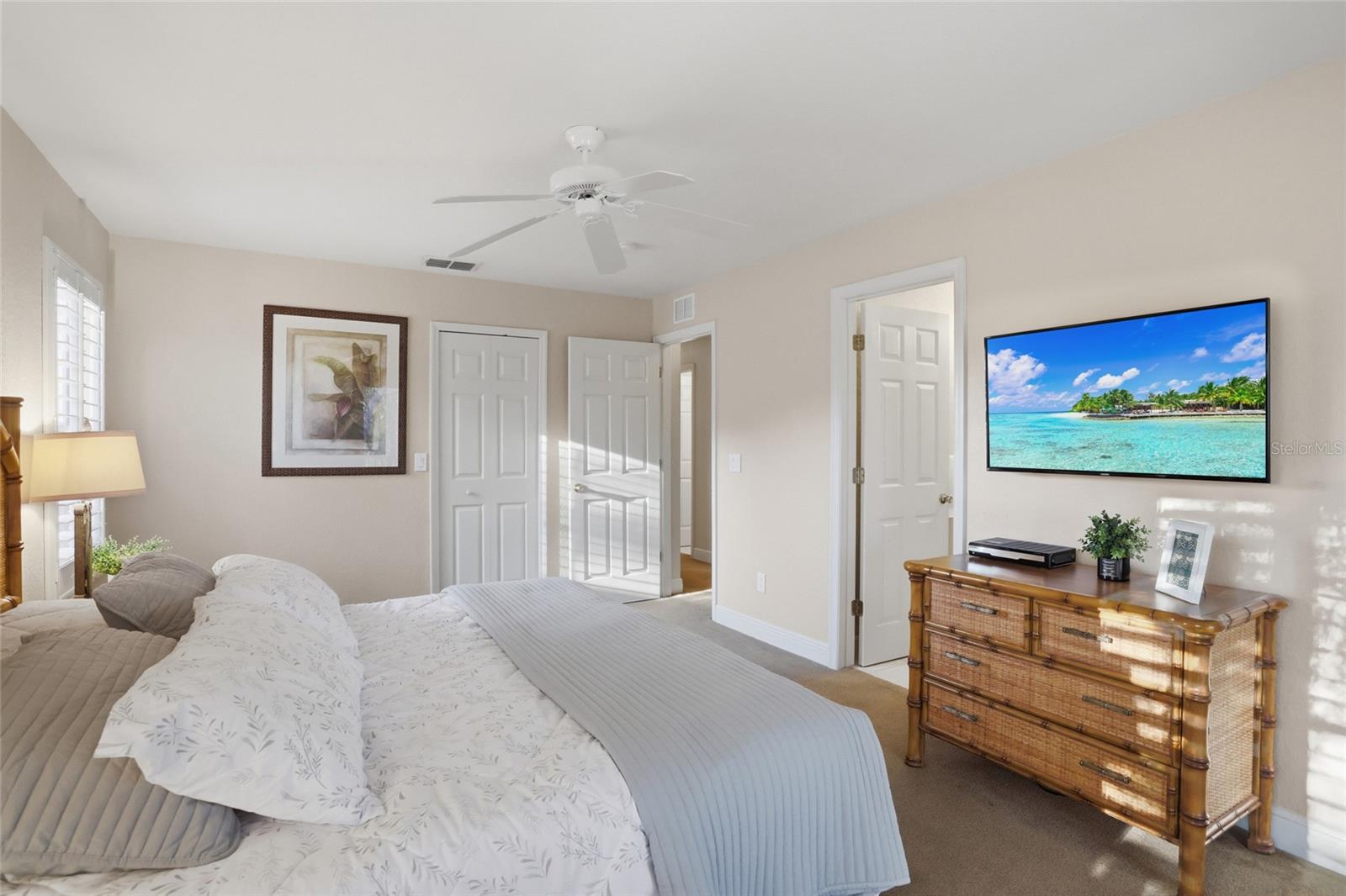 VILLA AT REGAL PALMS CONDO - Residential