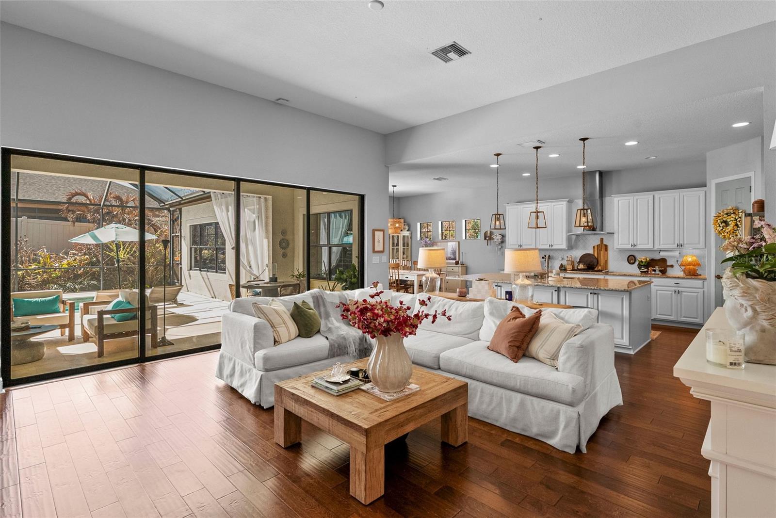 LA COLLINA PH 2A & 2B - Residential