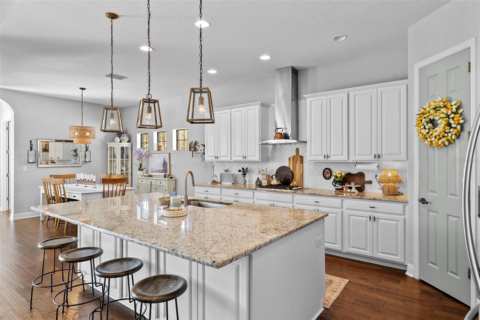 LA COLLINA PH 2A & 2B - Residential