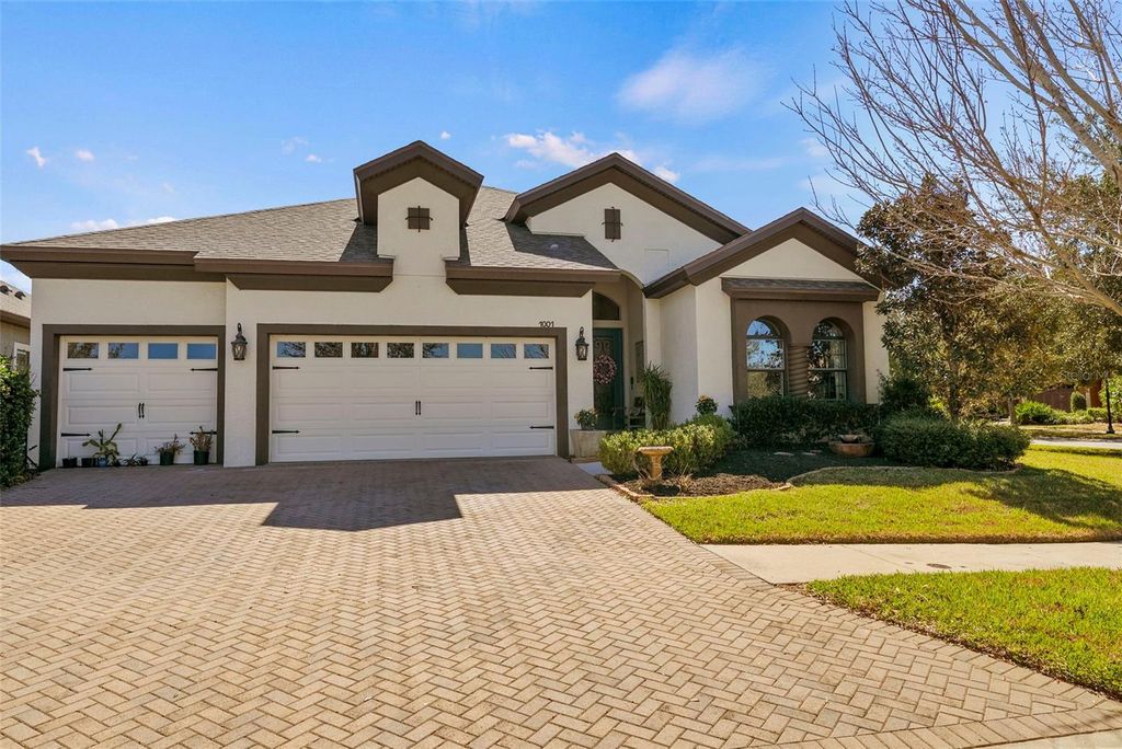 Photo of 1001 Sonesta Avenue, Brandon, FL 33511 (MLS # TB8479975)