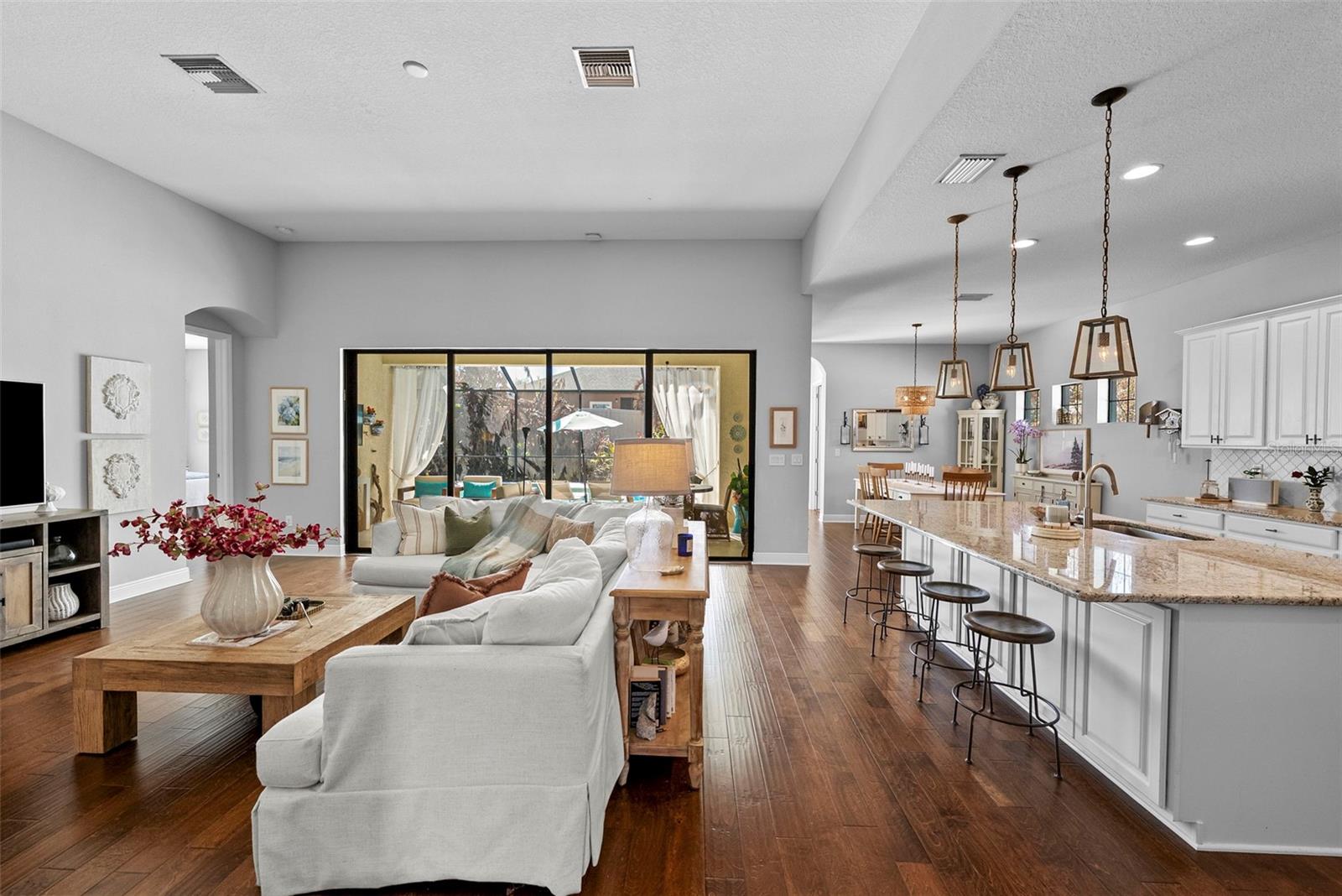 LA COLLINA PH 2A & 2B - Residential