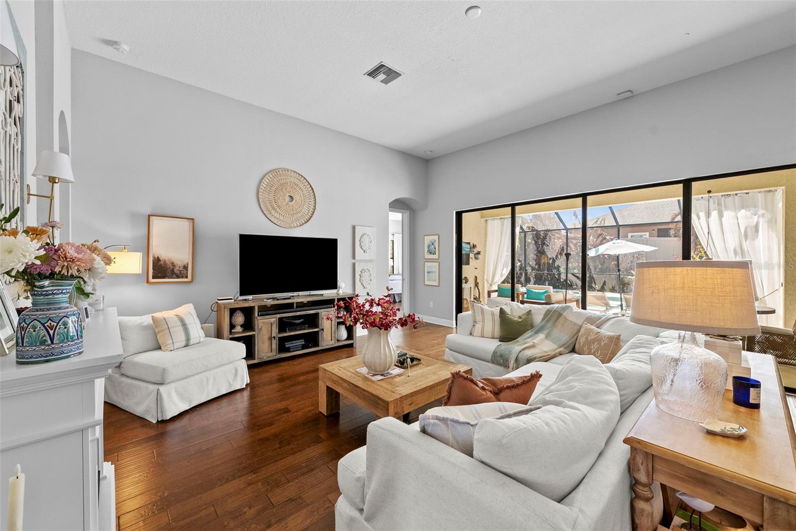 LA COLLINA PH 2A & 2B - Residential