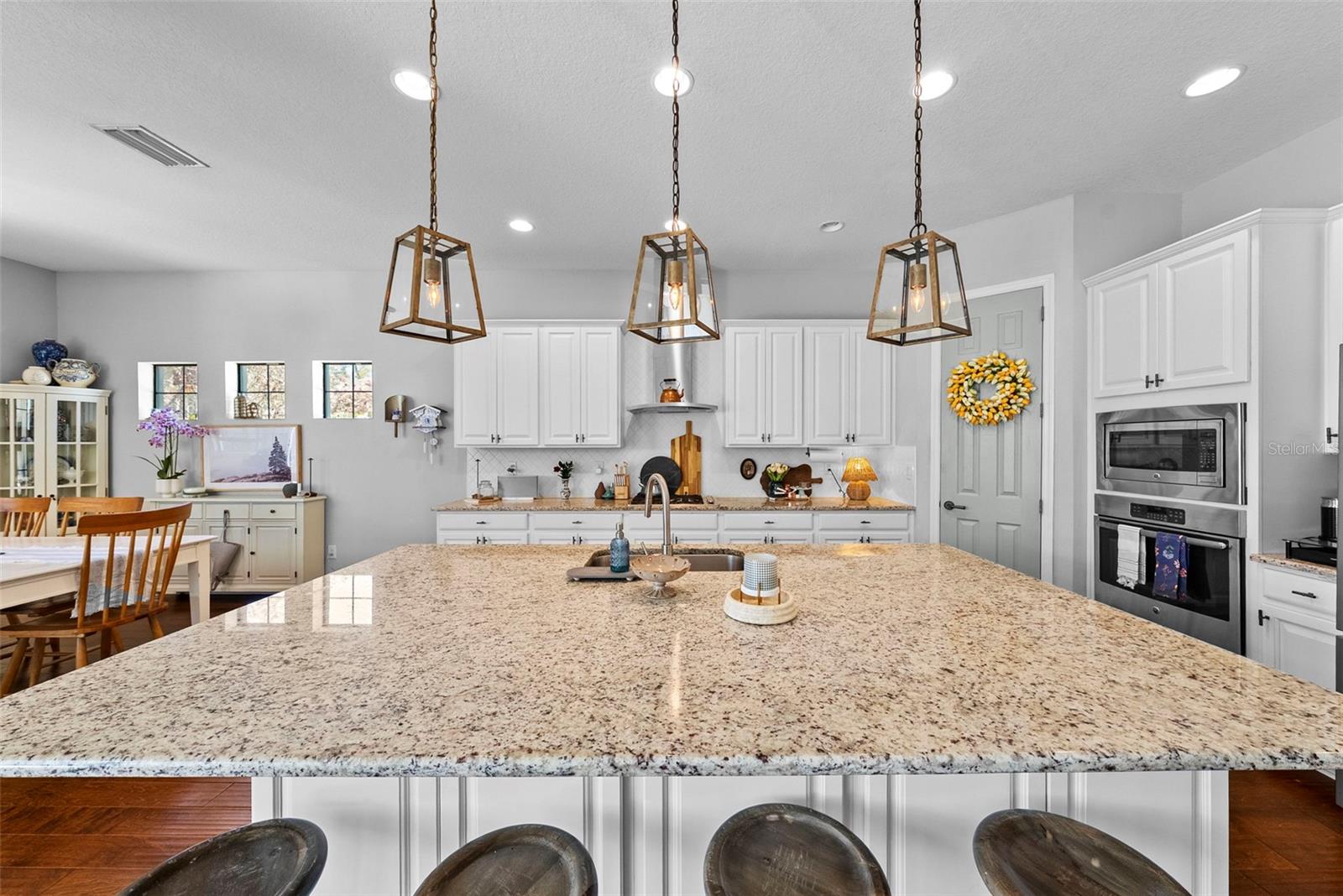 LA COLLINA PH 2A & 2B - Residential