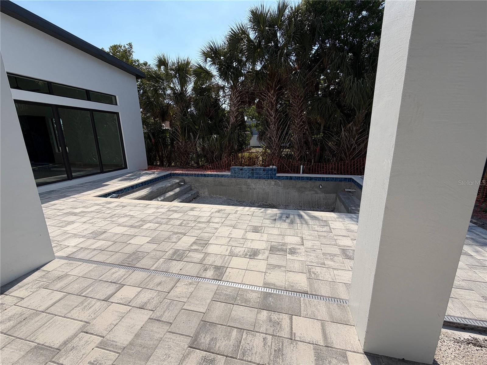 GROVE LAWN REP - Residential