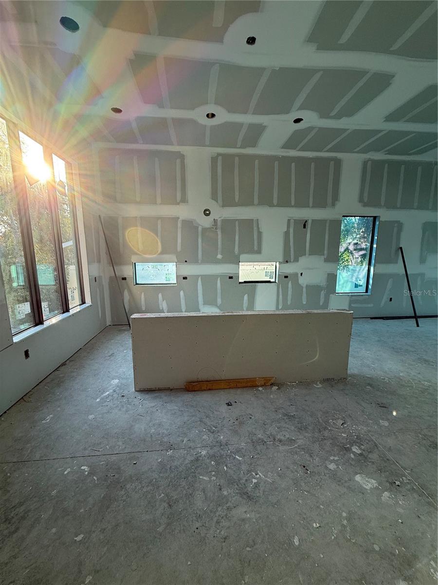 2069 HIBISCUS STREET