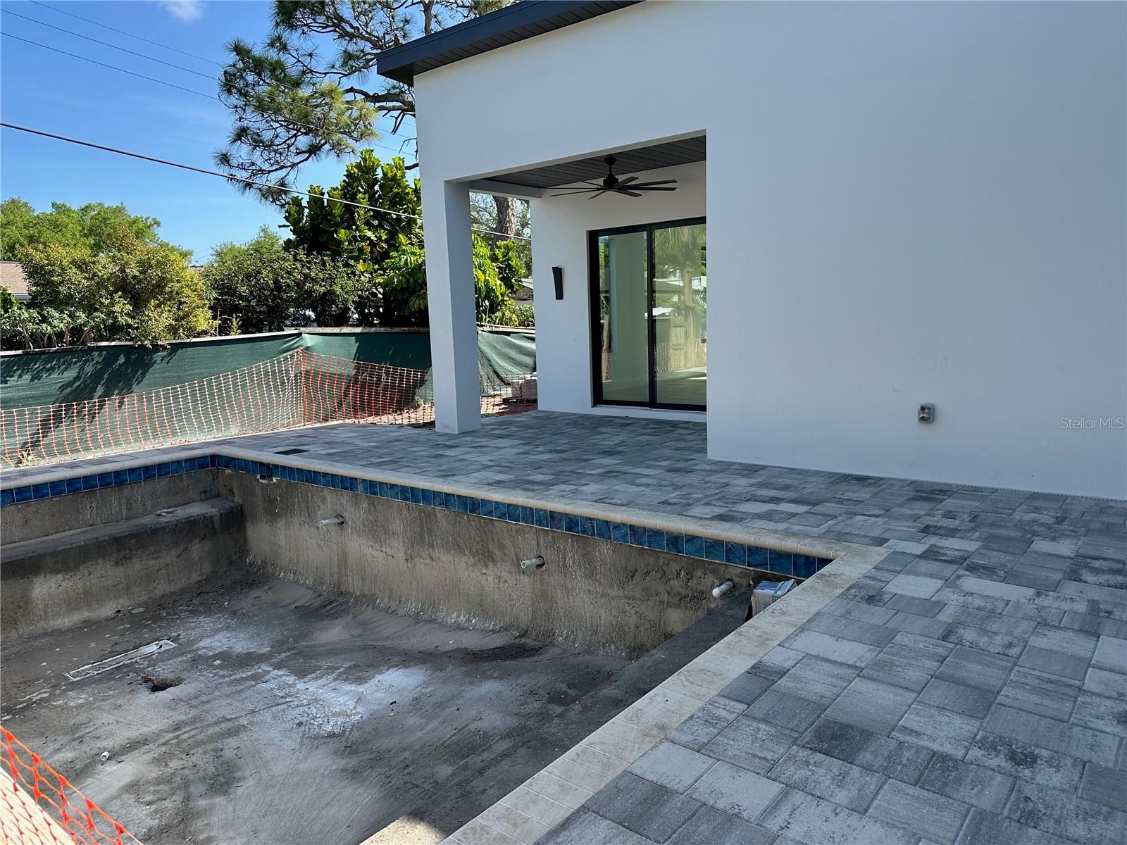 GROVE LAWN REP - Residential