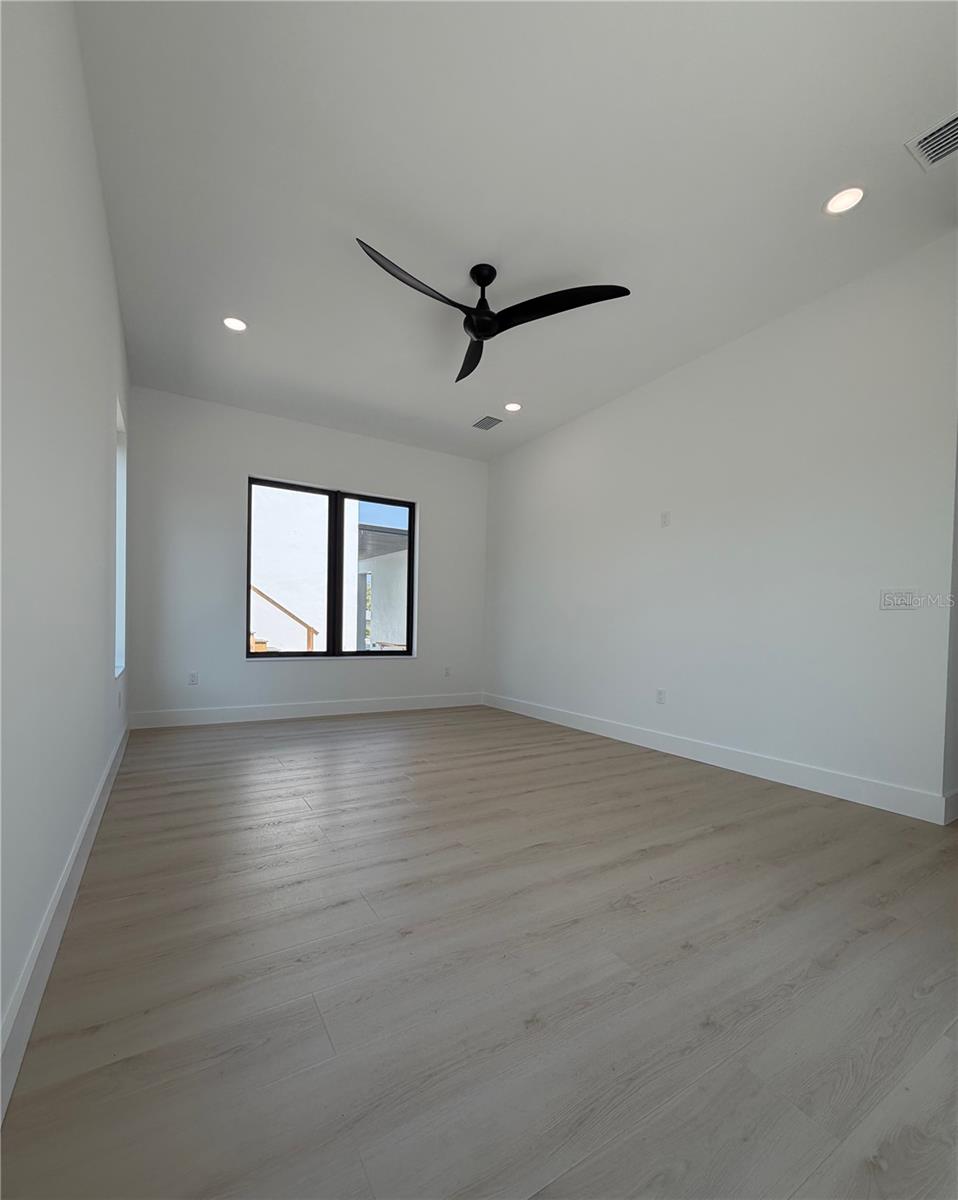 GROVE LAWN REP - Residential