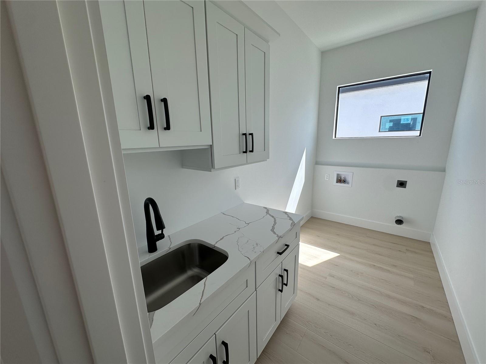 GROVE LAWN REP - Residential