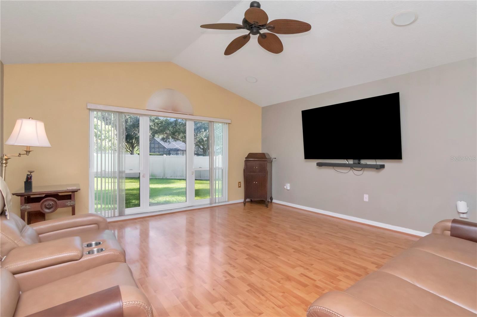 TWIN LAKES PARCELS D1 D3 & E - Residential