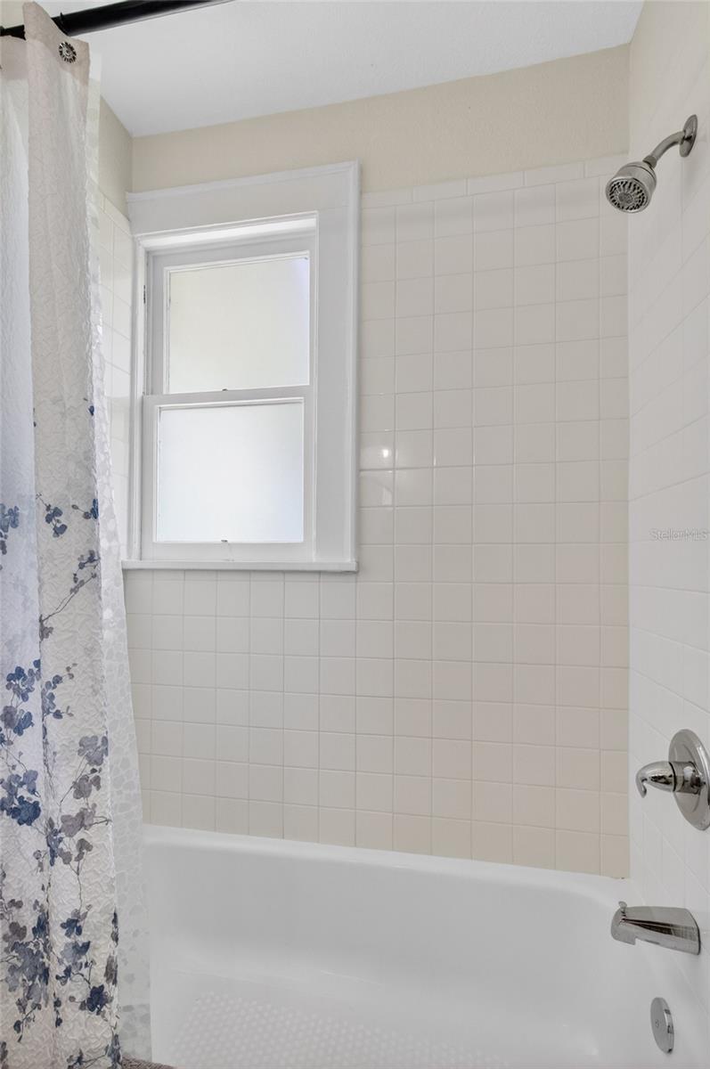 SPETH J B FIRST ADD - Residential