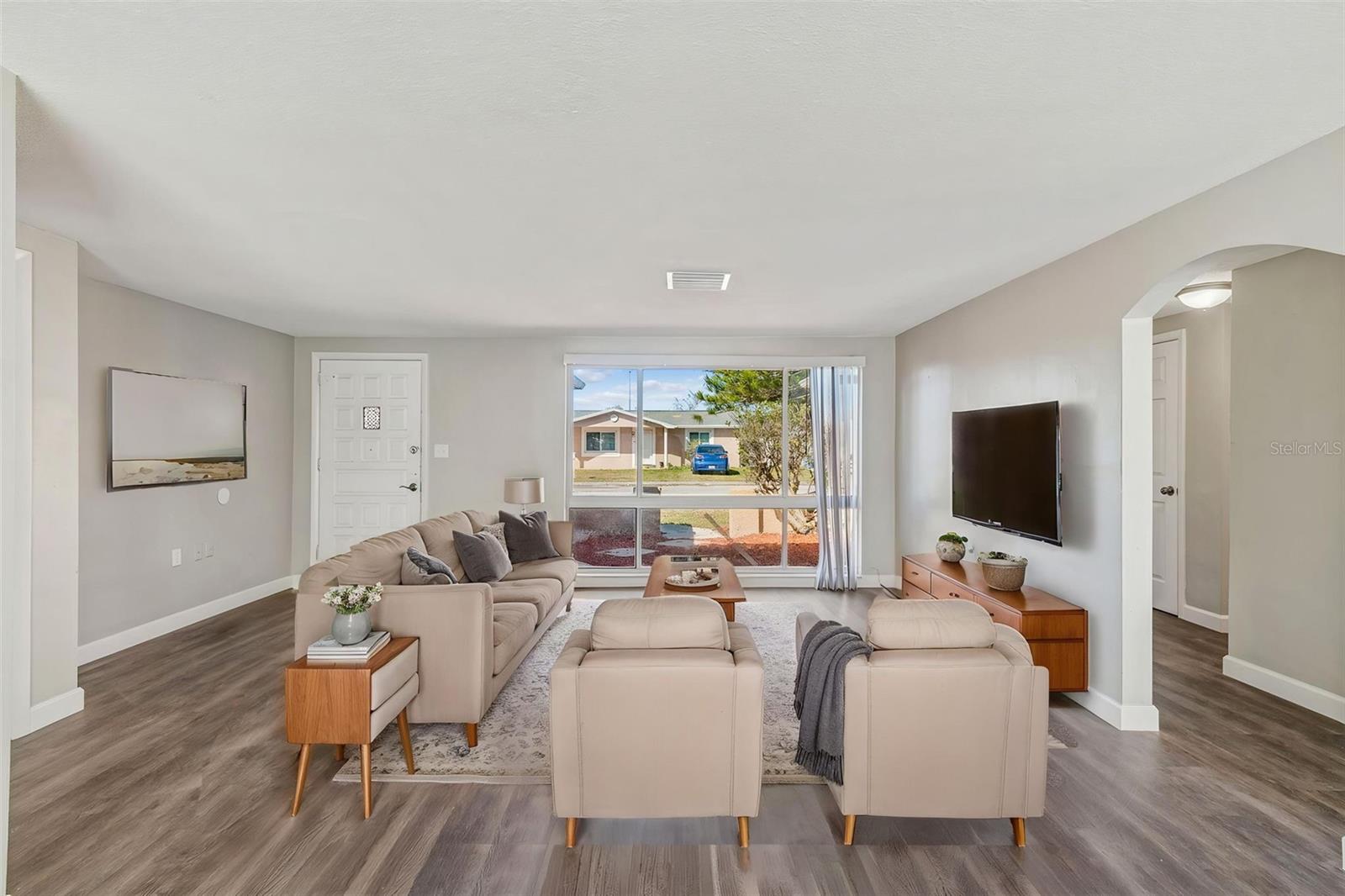 REGENCY PARK - Residential