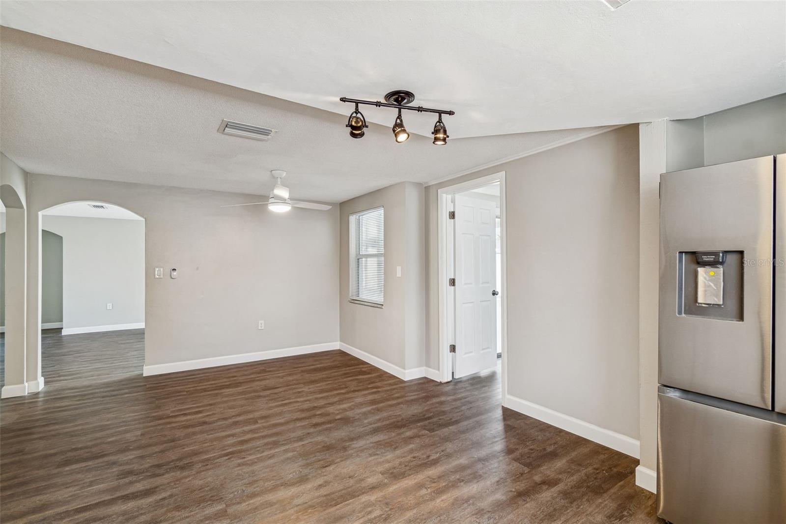 REGENCY PARK - Residential