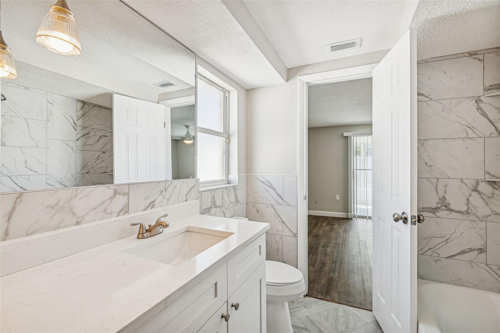 REGENCY PARK - Residential