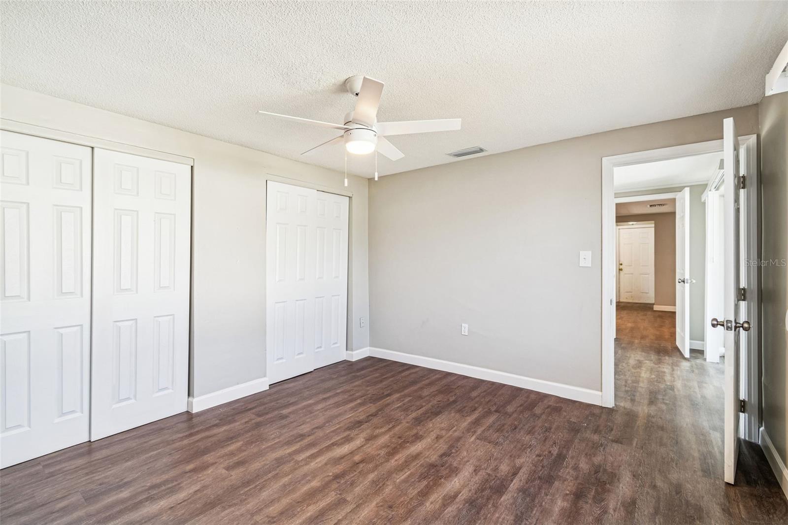 REGENCY PARK - Residential