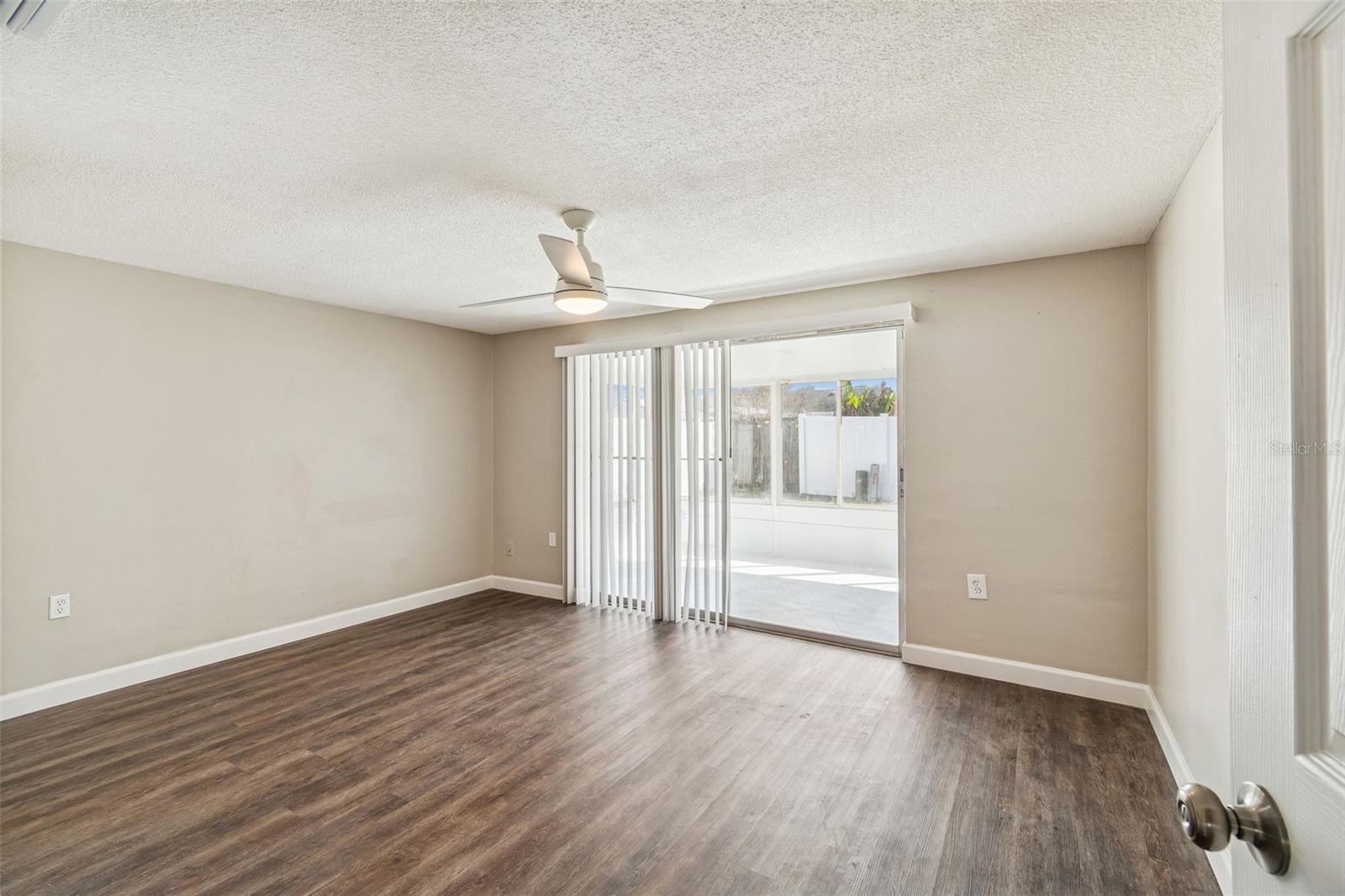 REGENCY PARK - Residential