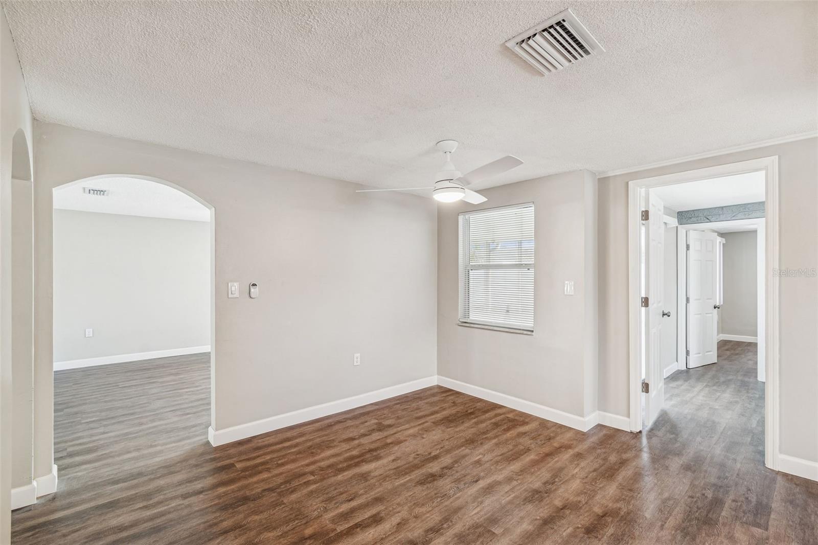 REGENCY PARK - Residential