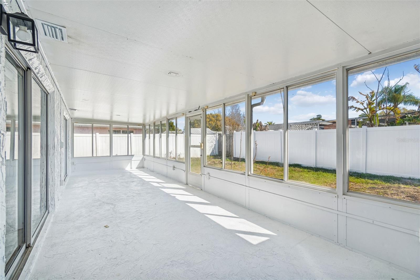 REGENCY PARK - Residential