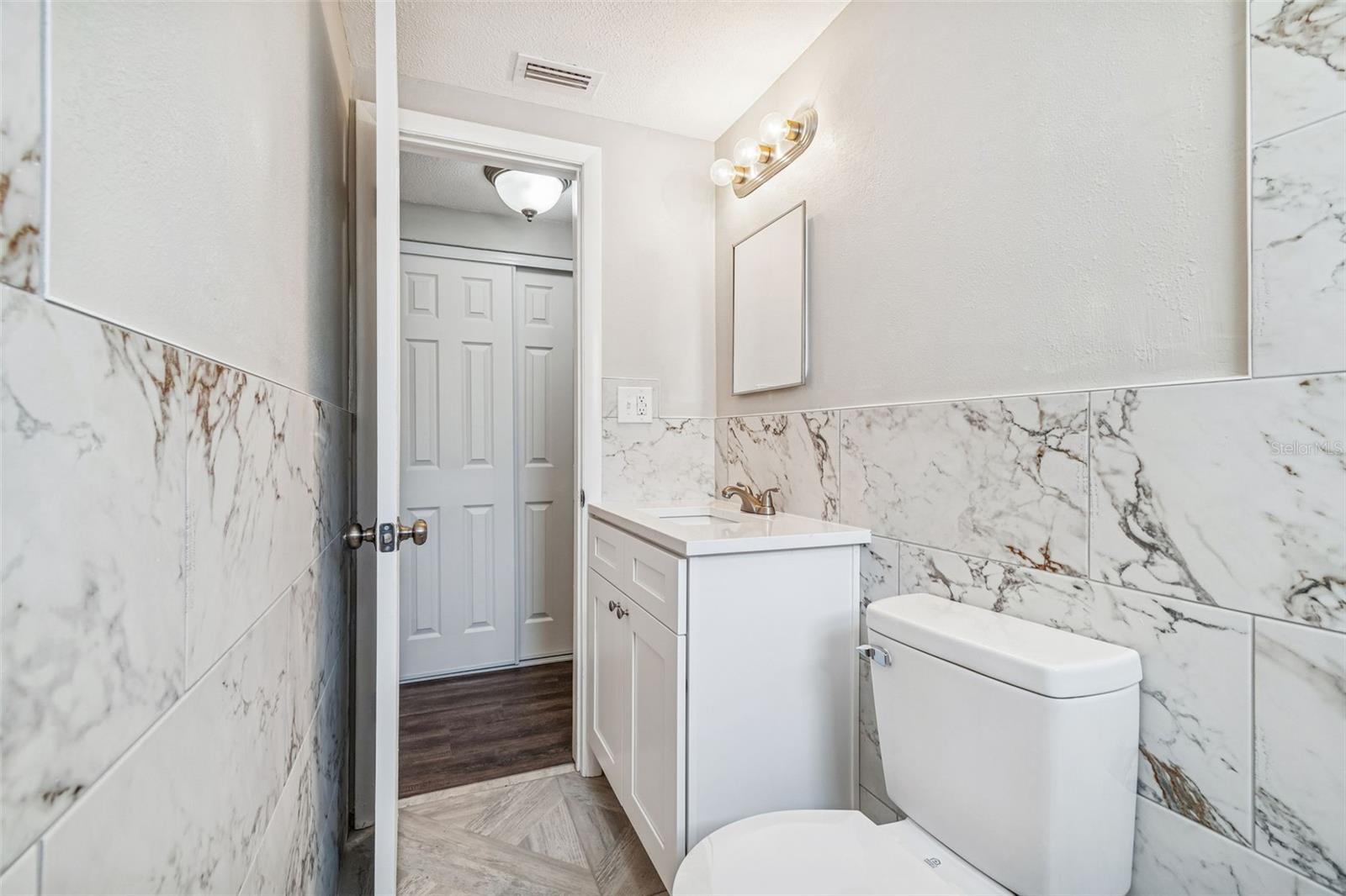 REGENCY PARK - Residential