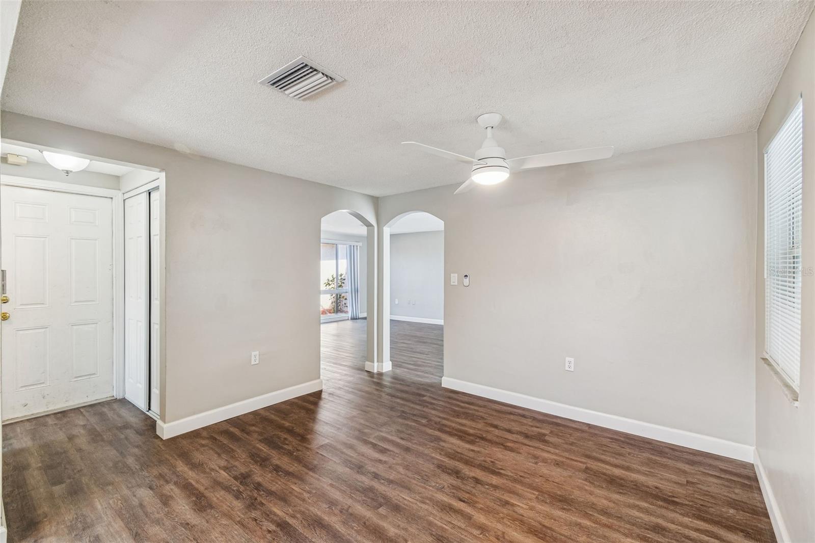 REGENCY PARK - Residential