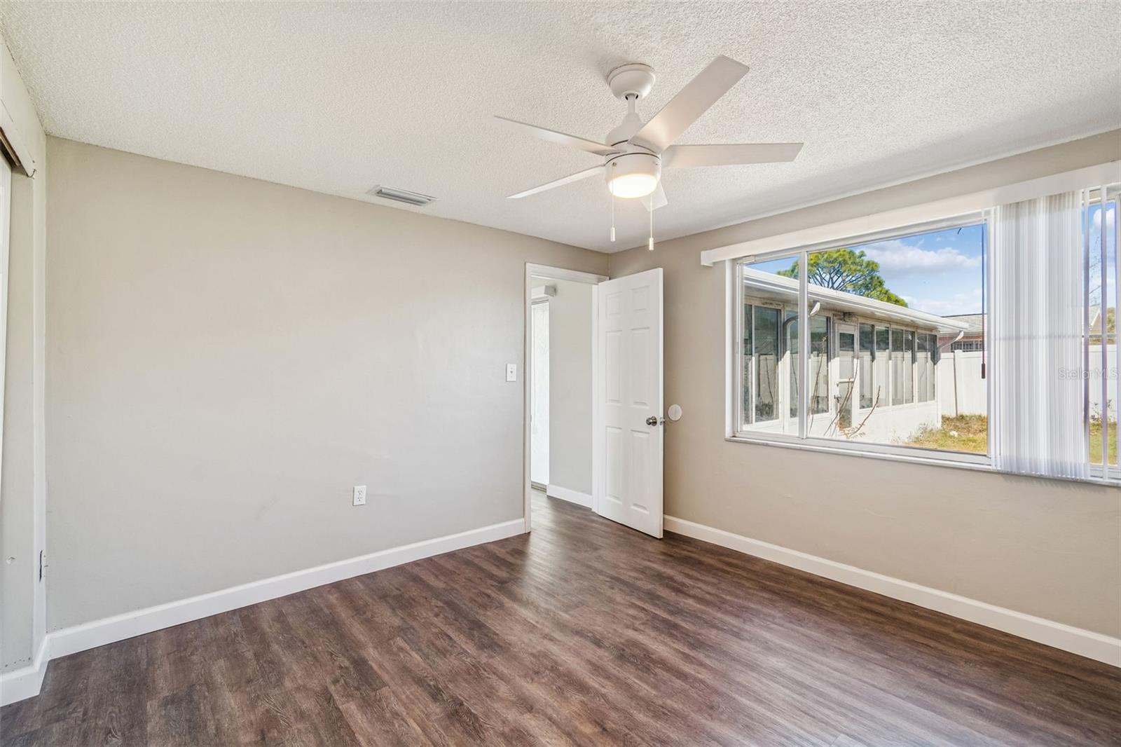 REGENCY PARK - Residential