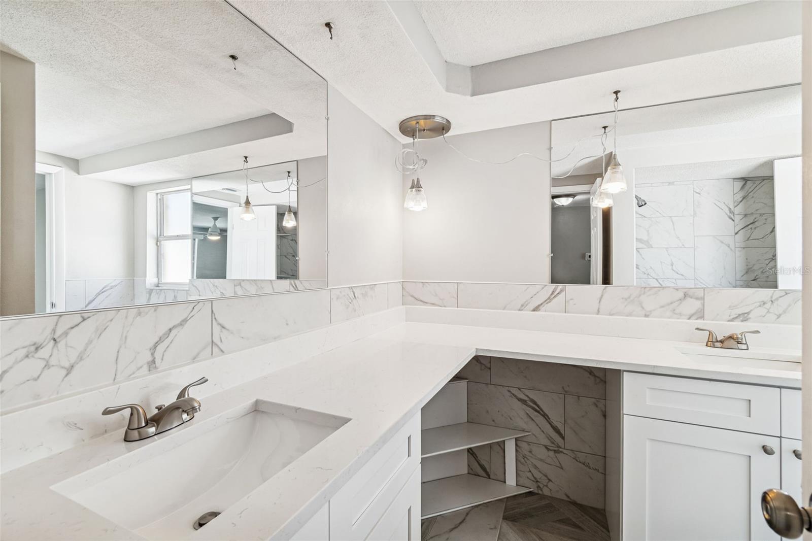 REGENCY PARK - Residential