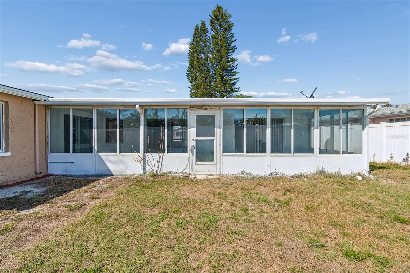 REGENCY PARK - Residential