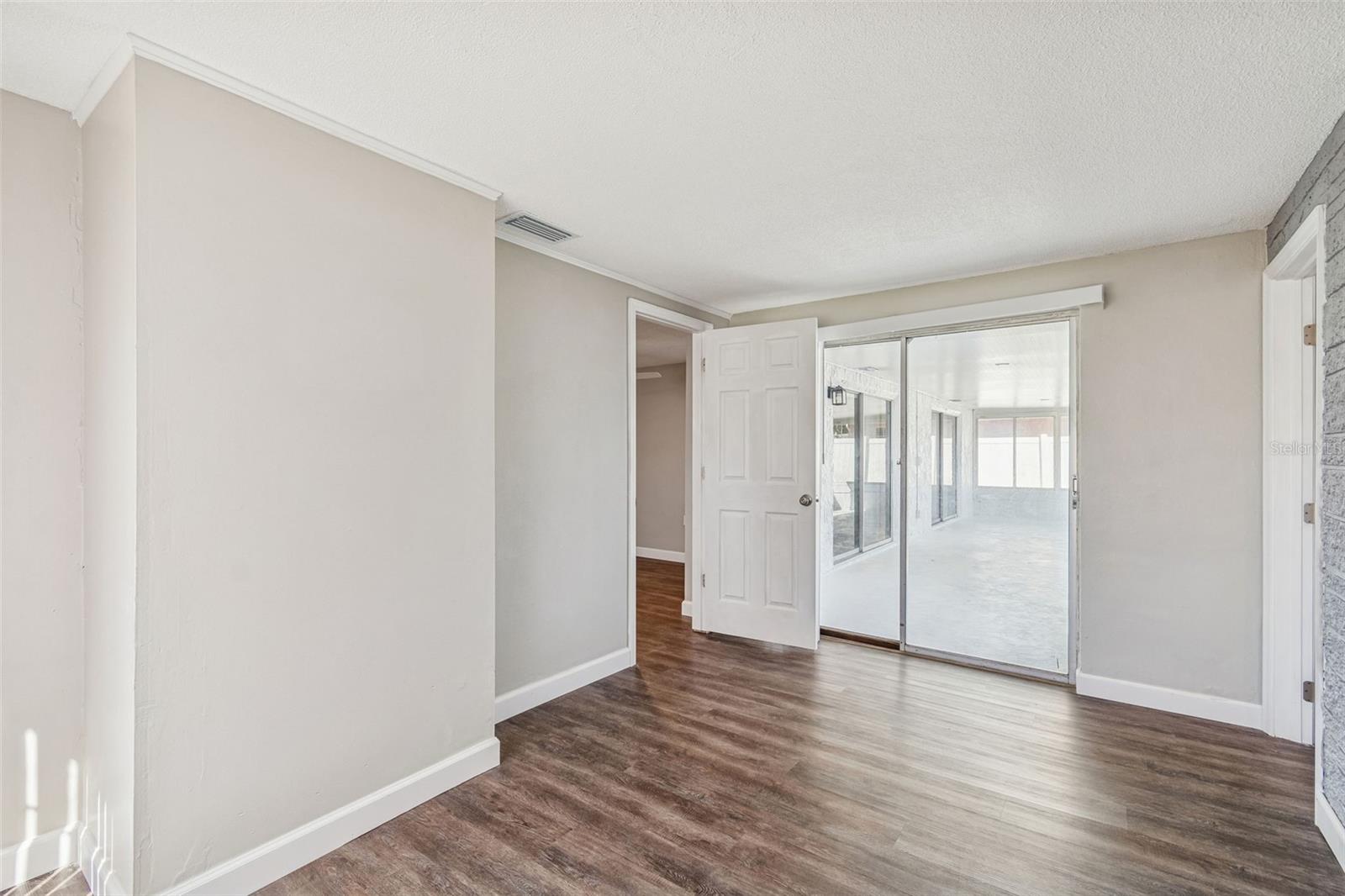 REGENCY PARK - Residential