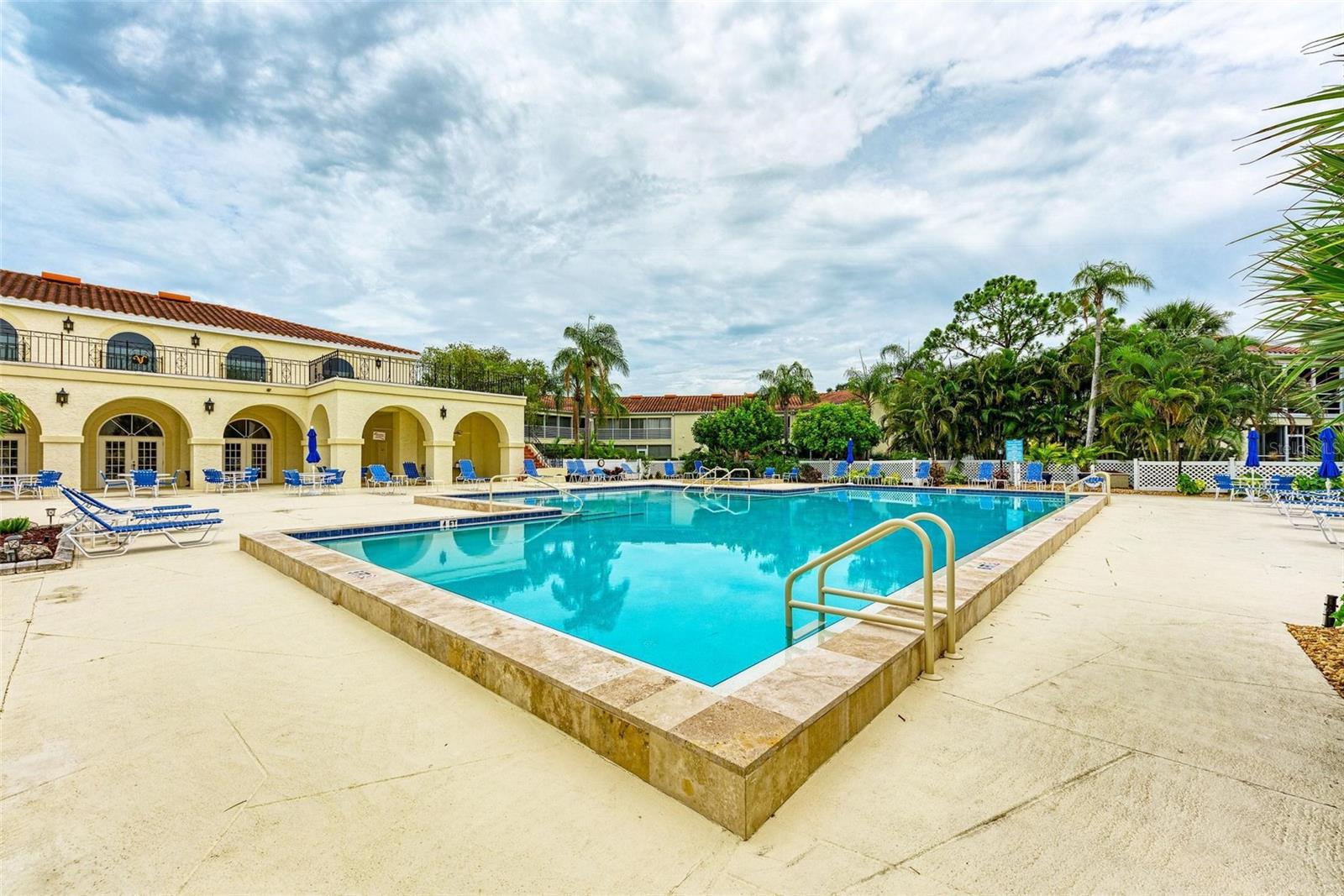 VIZCAYA PH 1,2,3,4,5,7,9,12,13,15&16 - Residential