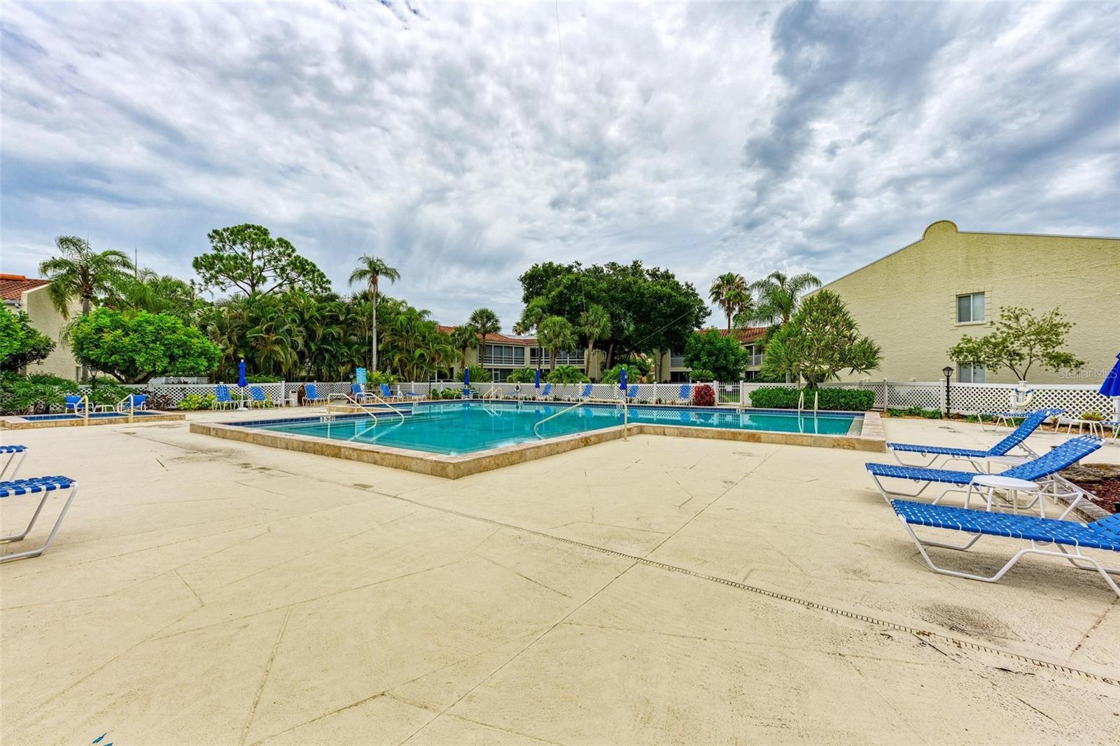 VIZCAYA PH 1,2,3,4,5,7,9,12,13,15&16 - Residential