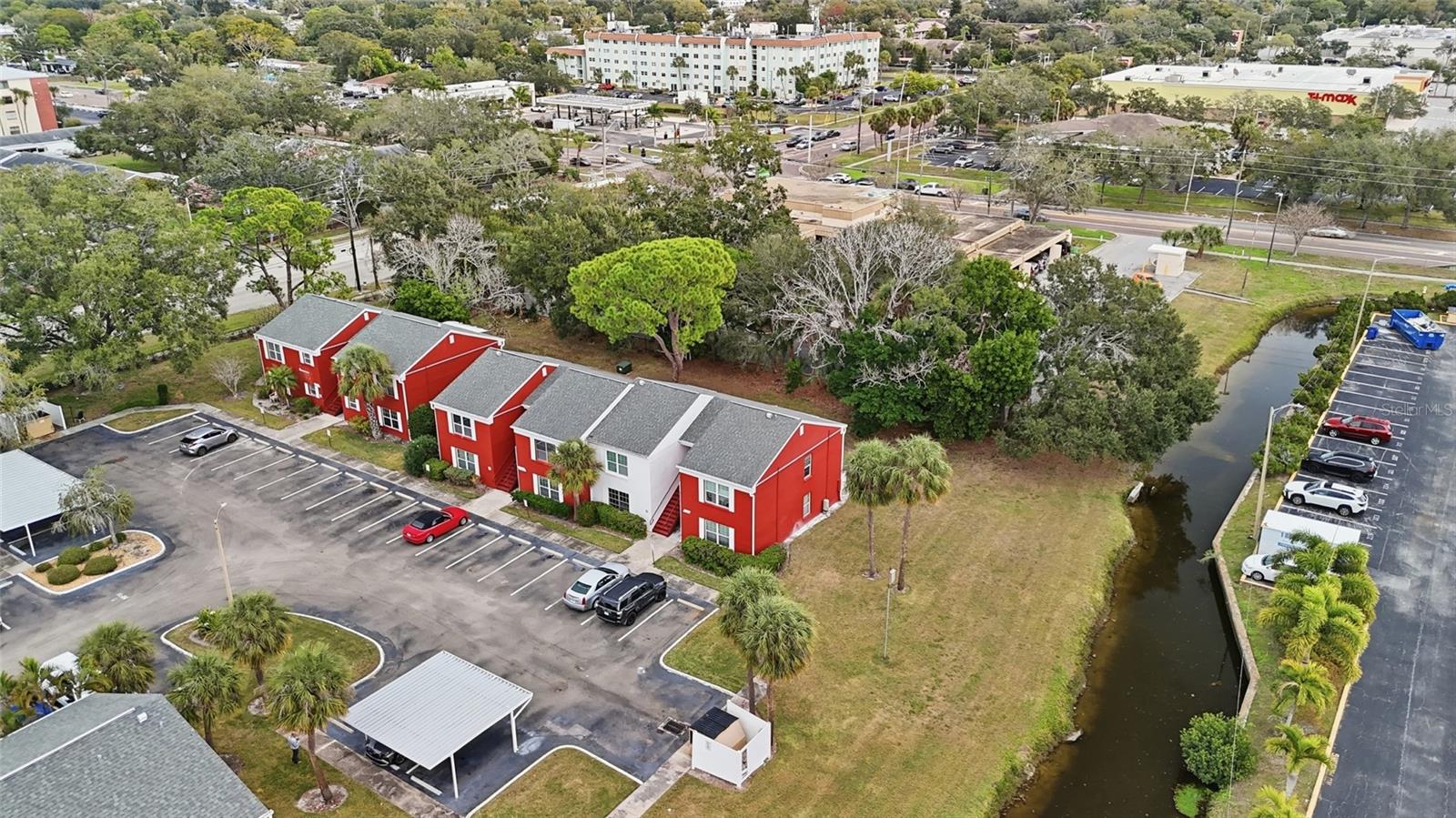 WILLIAMSBURG CONDO - Residential