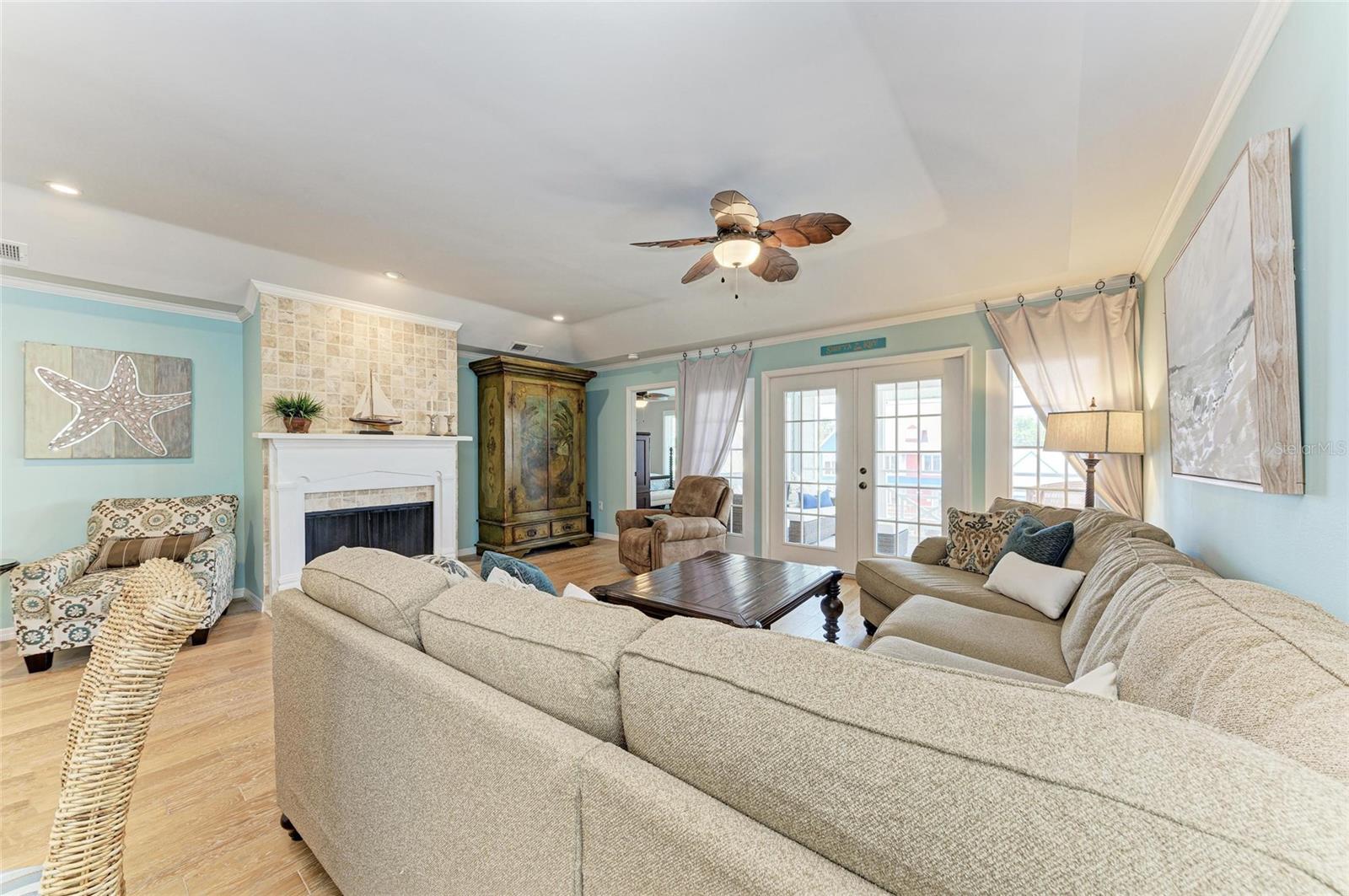 THE BOATYARD - Residential