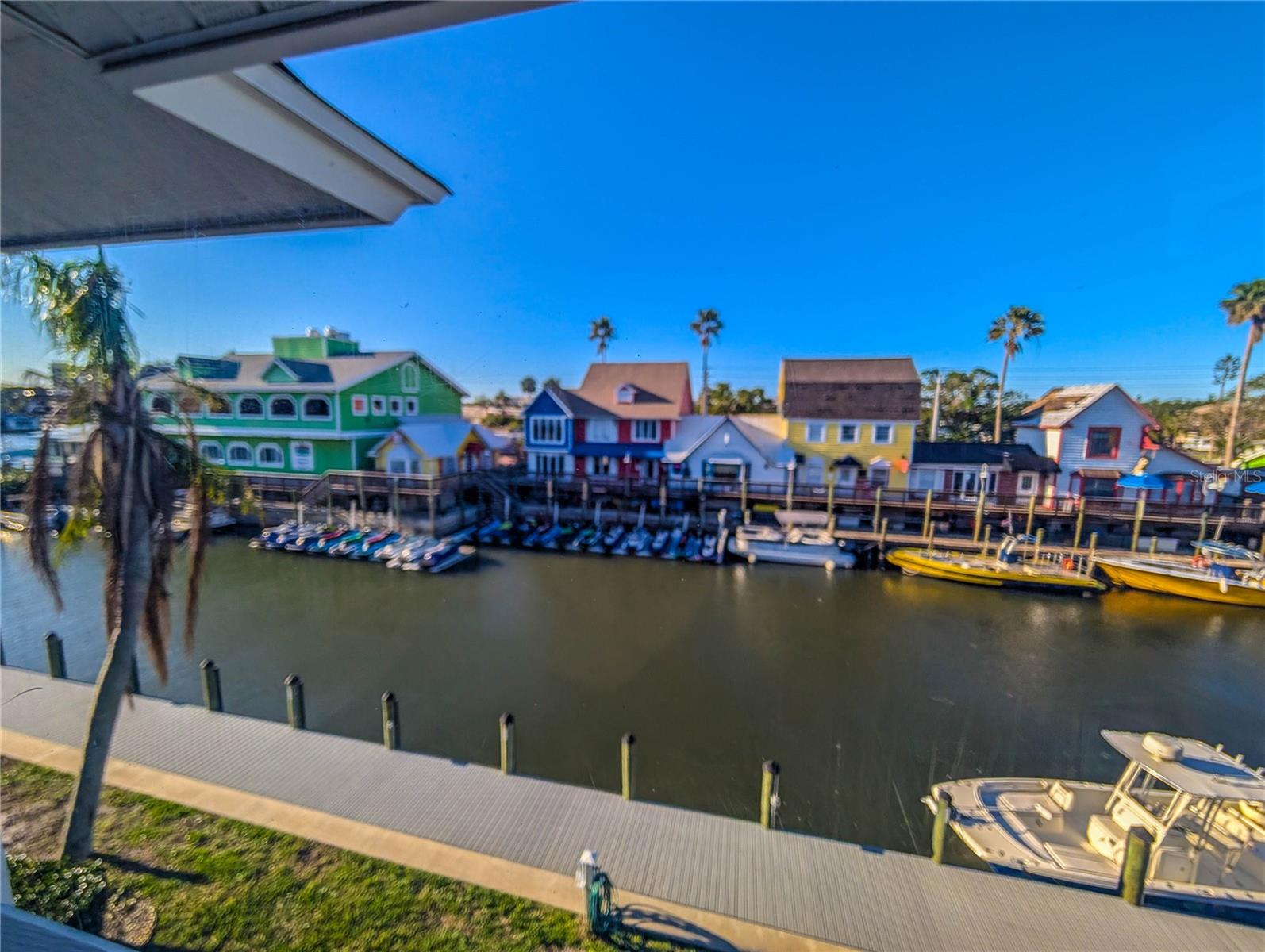 THE BOATYARD - Residential