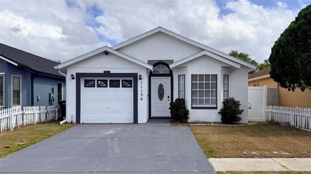 Photo of 11136 Einbender Road, Orlando, FL 32825 (MLS # O6401836)