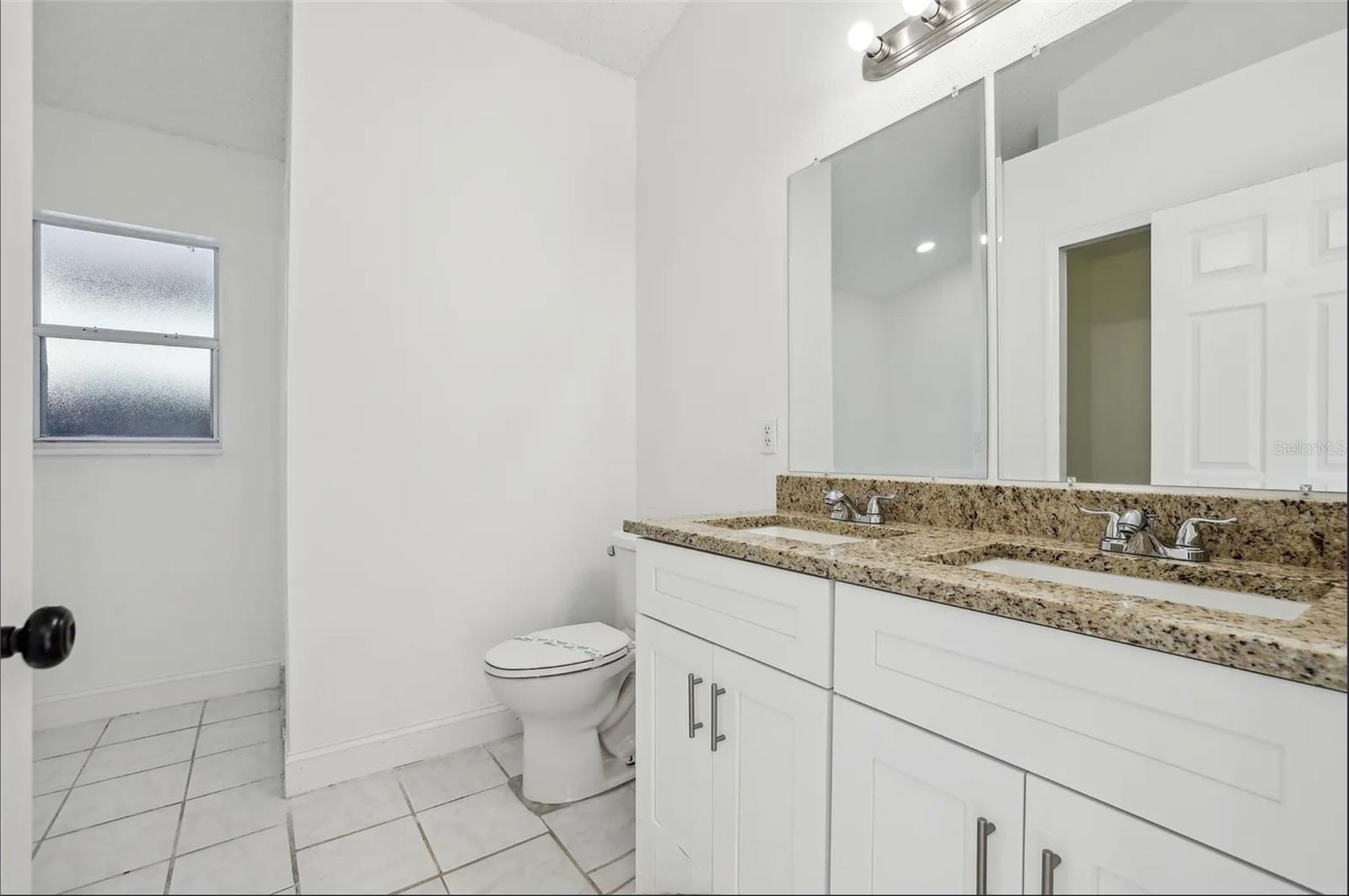 CHELSEA PARC EAST PH 01A - Residential