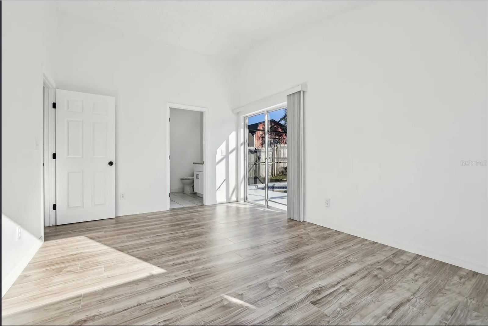 CHELSEA PARC EAST PH 01A - Residential