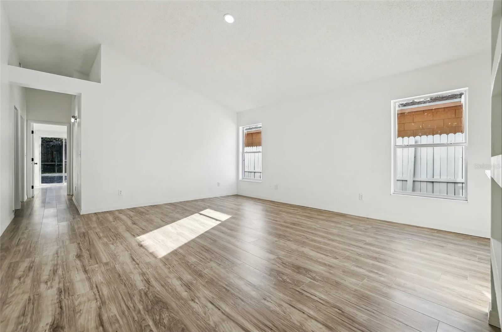 CHELSEA PARC EAST PH 01A - Residential