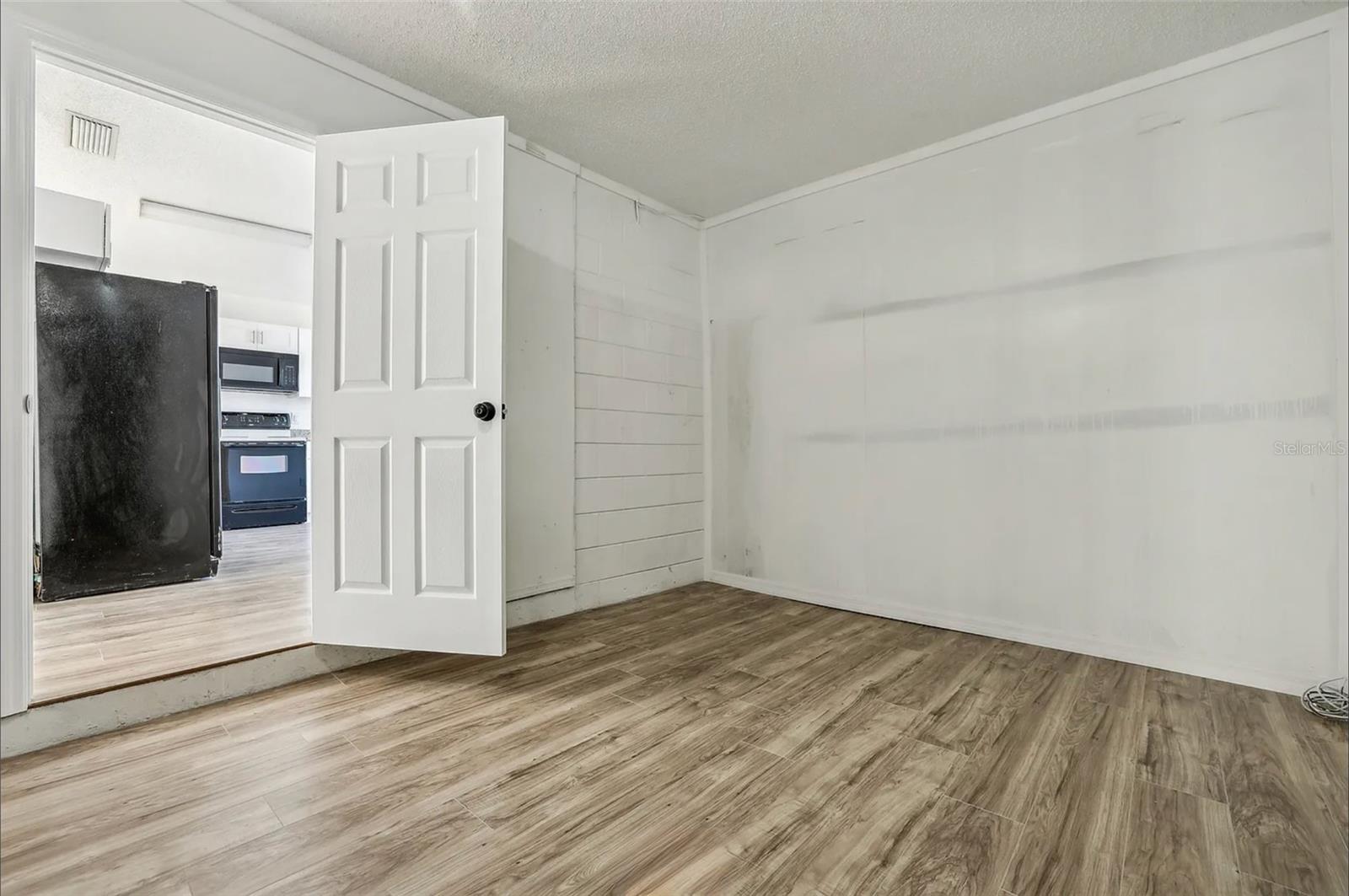 CHELSEA PARC EAST PH 01A - Residential