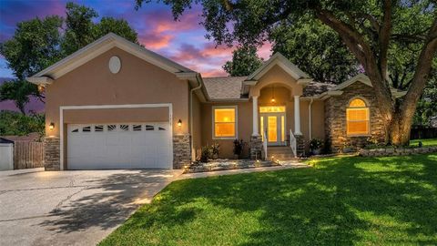 4 beds bed, 2 baths bath property at 7229 Remington Oaks Court, Lakeland, FL 33810