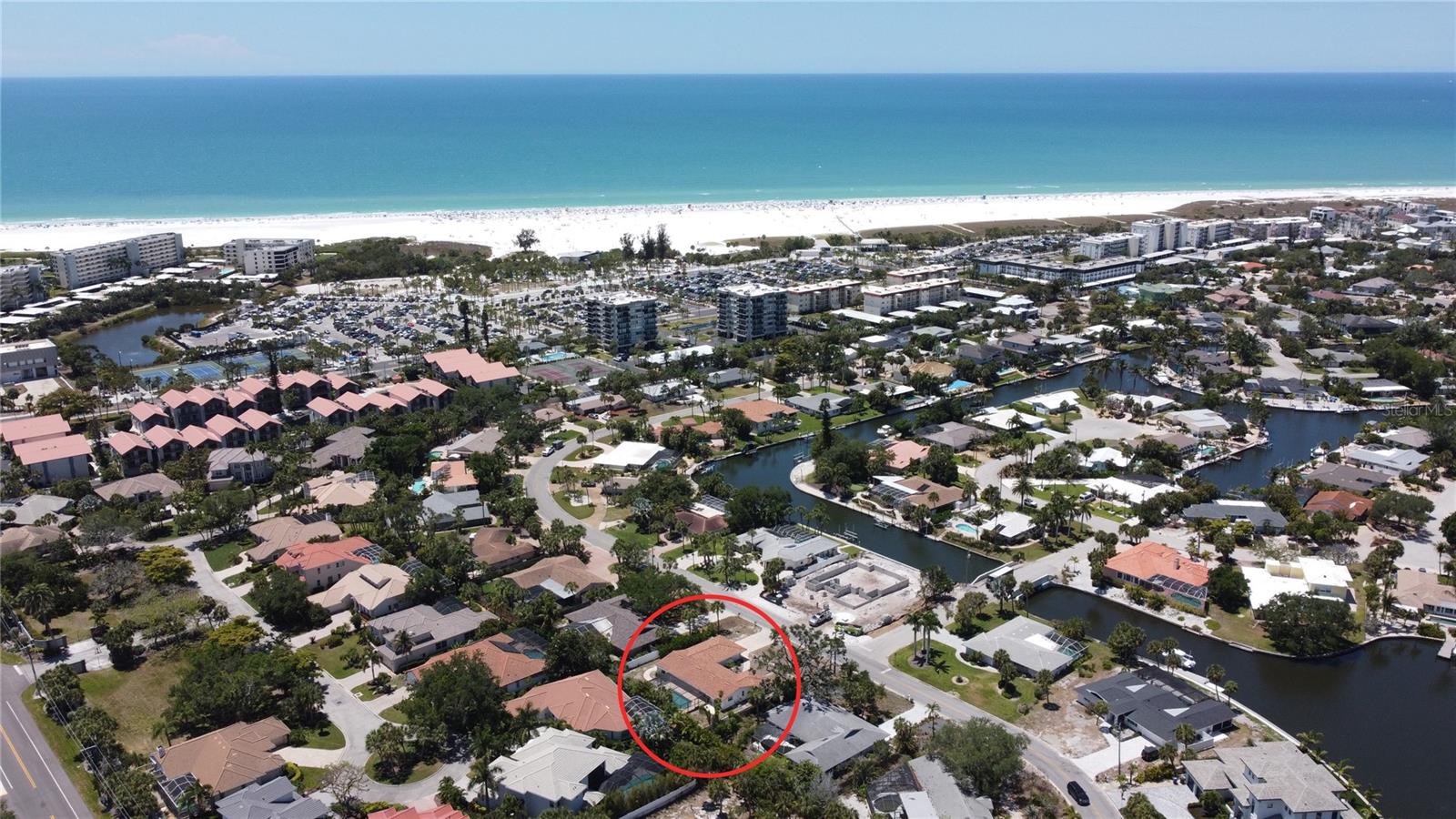 SIESTA ISLES - Residential