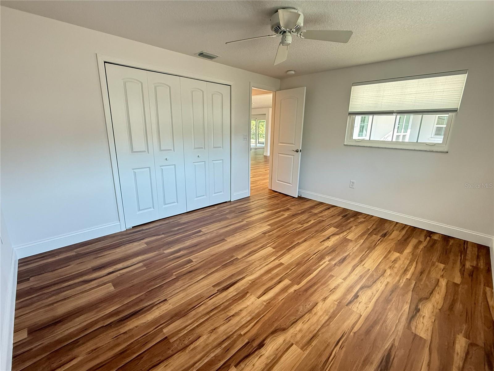 SIESTA ISLES - Residential