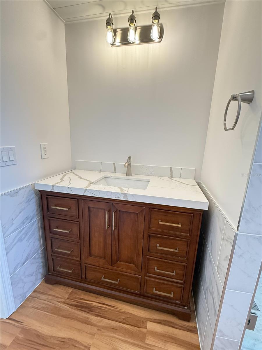 SIESTA ISLES - Residential