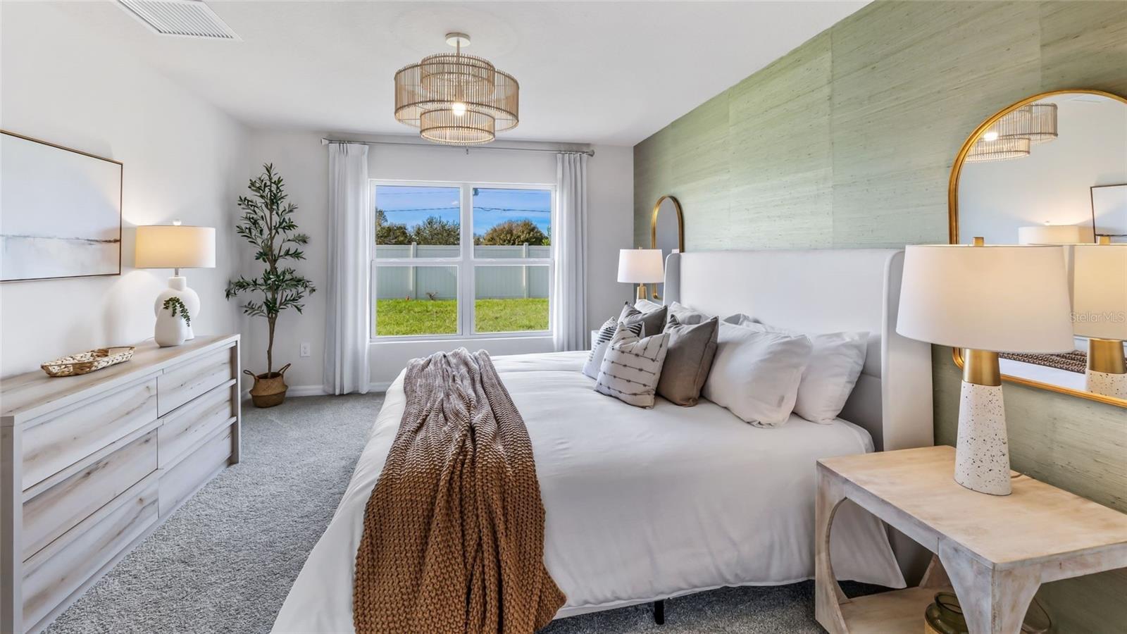 SILVERSTONE NORTH - Residential