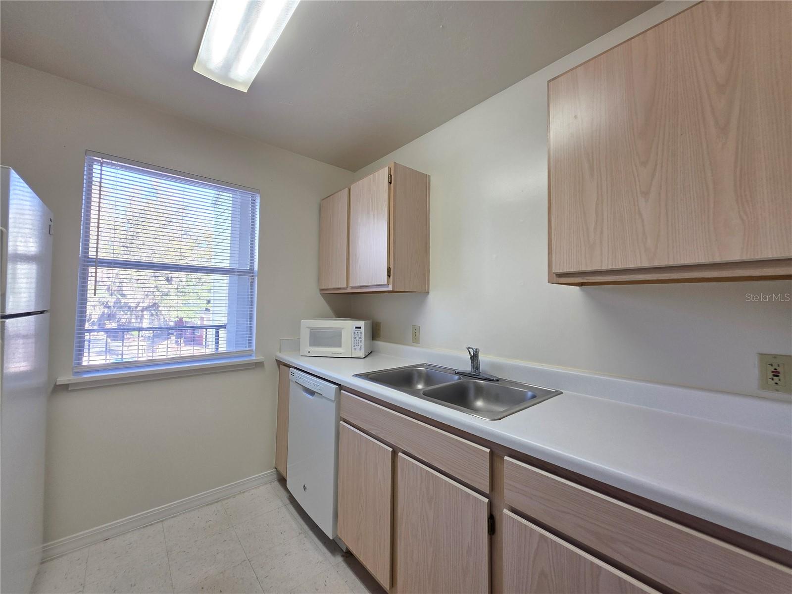 CAMPUS EDGE CONDO - Residential