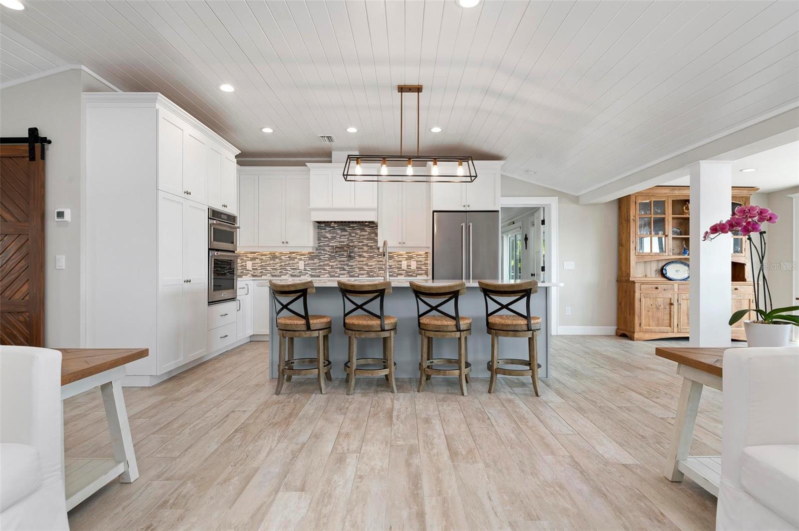 KEY ROYALE 1ST ADD - Residential