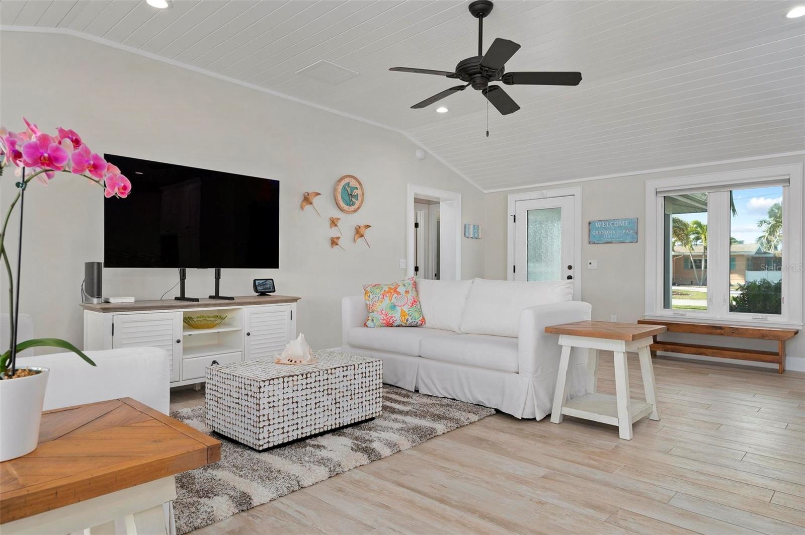 KEY ROYALE 1ST ADD - Residential