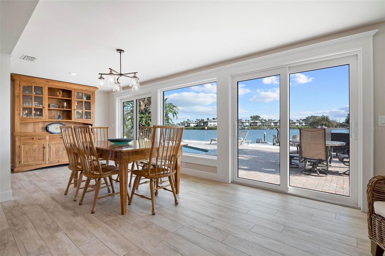 KEY ROYALE 1ST ADD - Residential