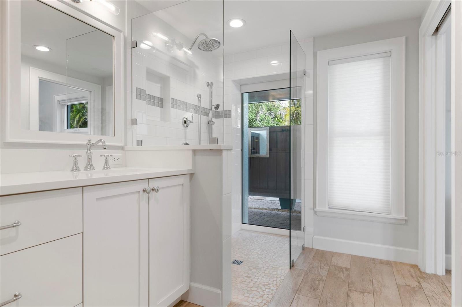 KEY ROYALE 1ST ADD - Residential